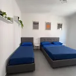 Habitat: Luxury Home Napoli Centro
