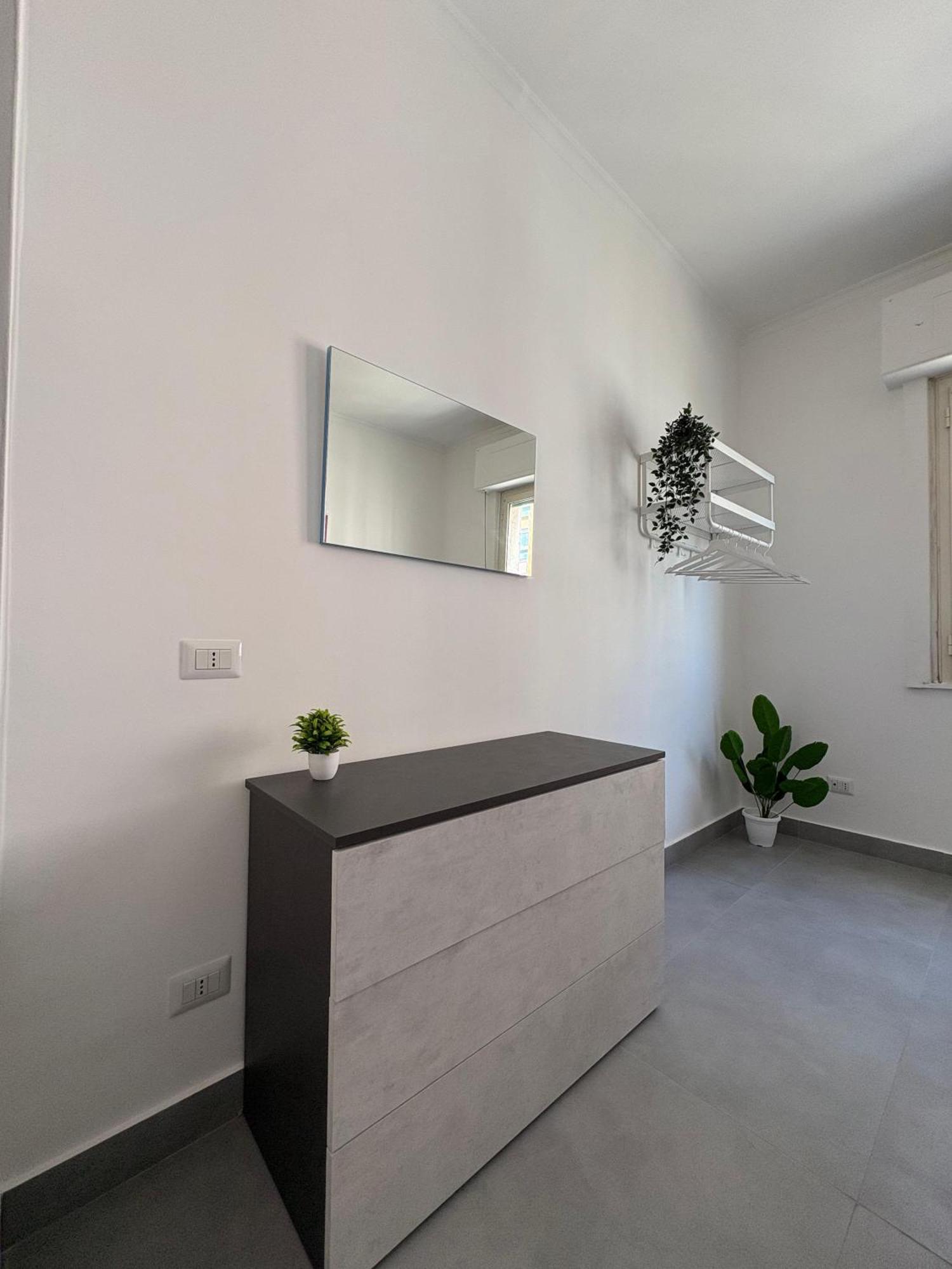 Apartment Habitat: Luxury Centro Naples